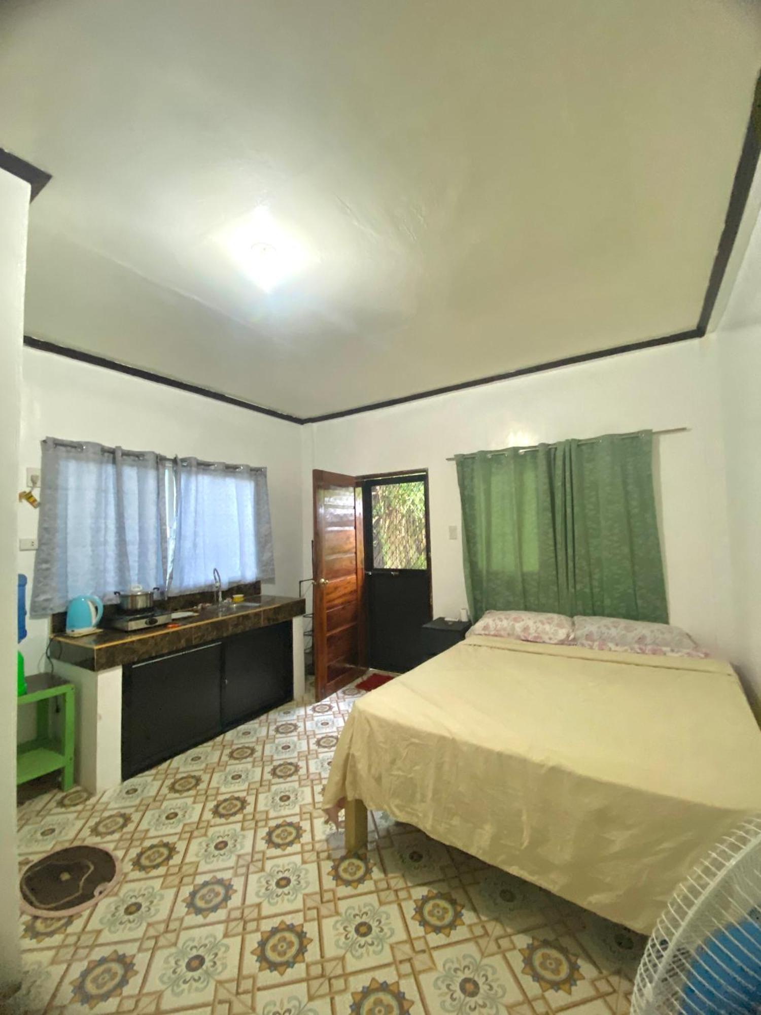 Masayay Homestay Starlink And Generator Santa Monica  Экстерьер фото