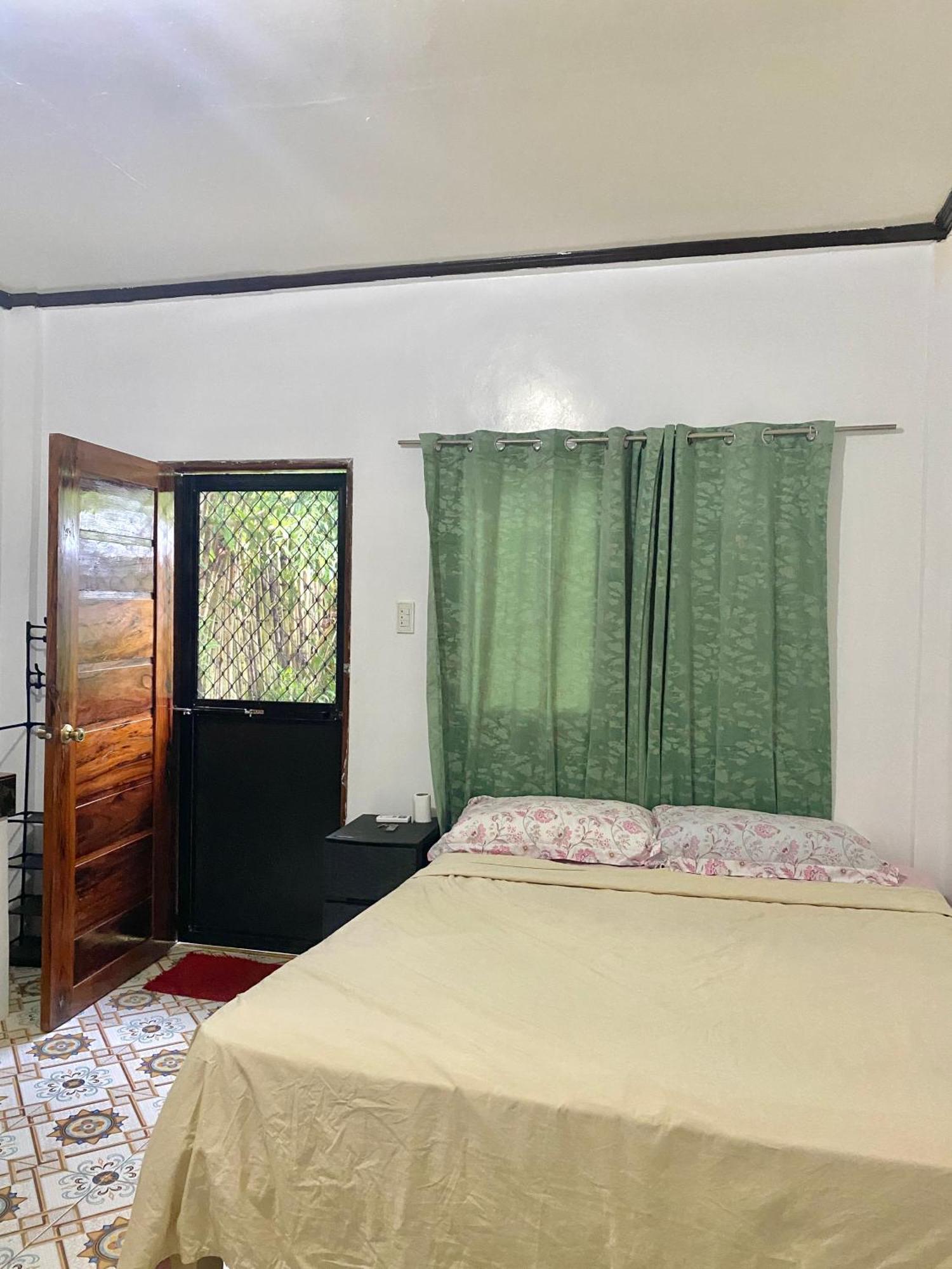 Masayay Homestay Starlink And Generator Santa Monica  Экстерьер фото
