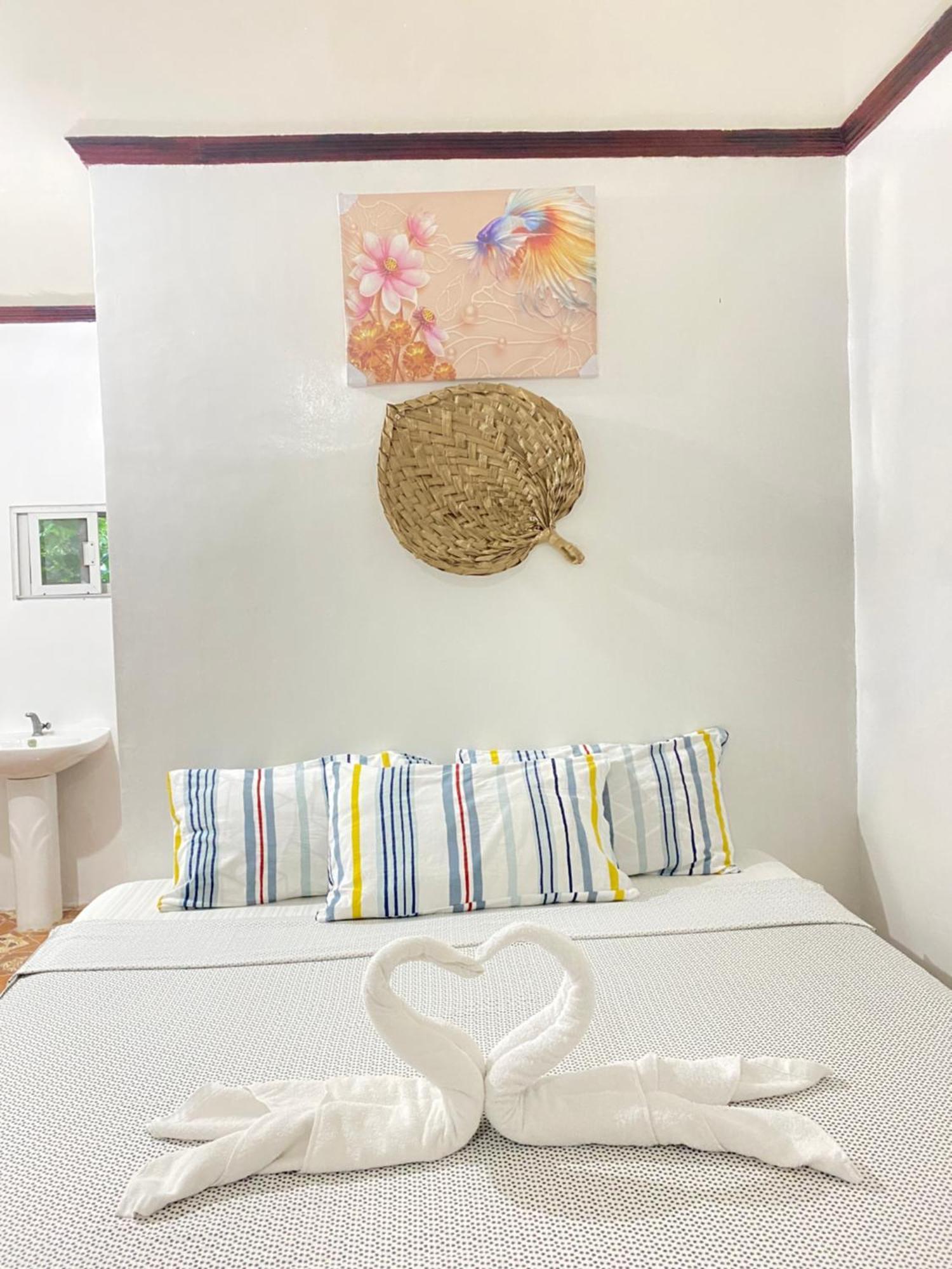 Masayay Homestay Starlink And Generator Santa Monica  Экстерьер фото